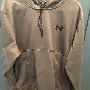 Under Armour hoodie sweatshirt. Gray with black Logo and front pouch pocket.